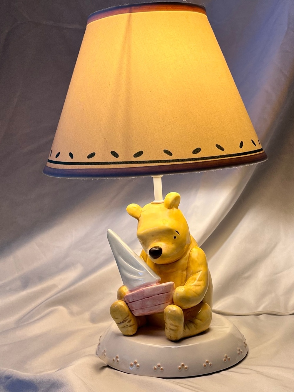 Vintage Disney Classic Pooh Lamp Sailboat Charpente Ceramic Original Shade